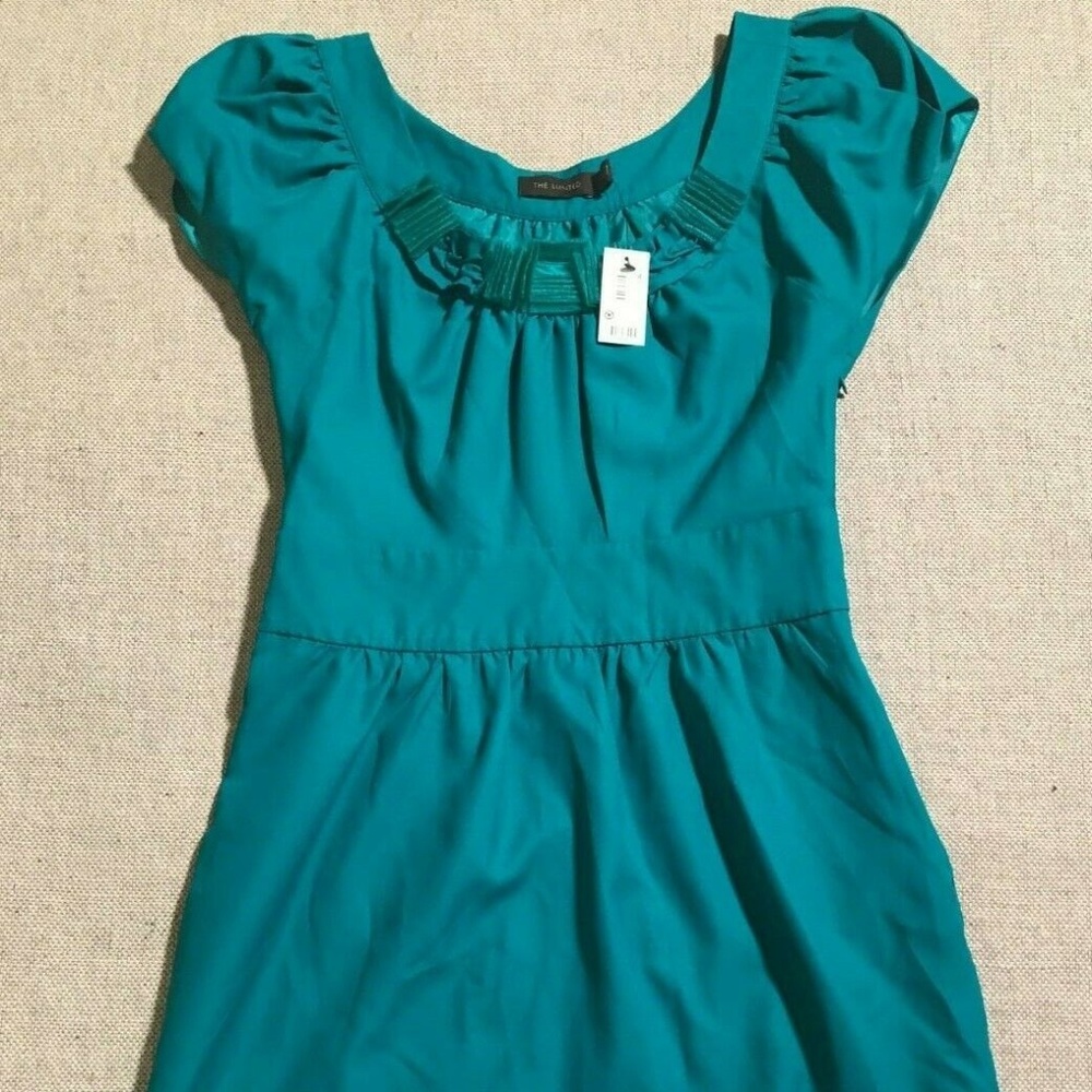 The Limited Cap Sleeve Dress Size 4